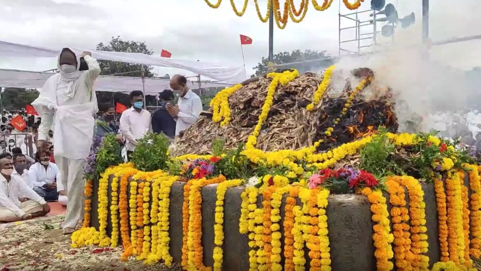 शेतकऱ्यांसाठी तयार करण्यात येणाऱ्या योजनेला माजी आमदार गणपतराव देशमुख यांचे नाव देणार