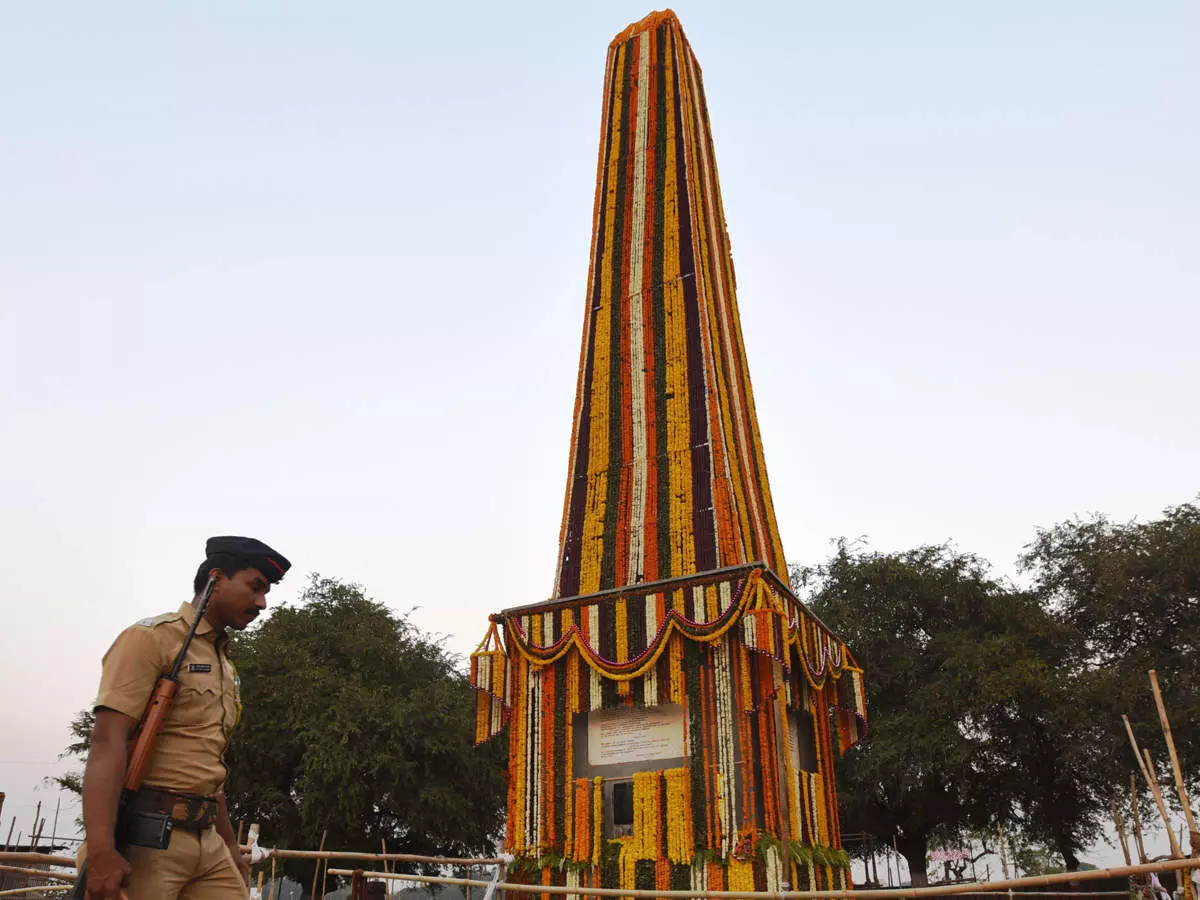 सत्ता बदलली म्हणुन भीमा कोरेगाव तपास NIA कडे दिला नाही : केंद्र सरकारचा दावा