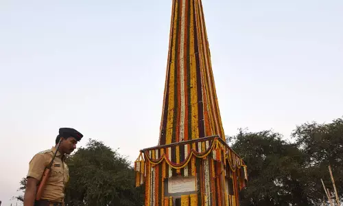 सत्ता बदलली म्हणुन भीमा कोरेगाव तपास NIA कडे दिला नाही : केंद्र सरकारचा दावा