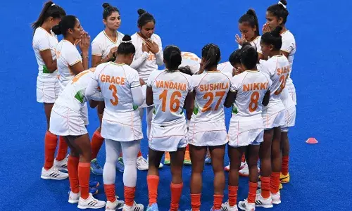 #Tokyo2020 : महिला हॉकीत सुवर्ण पदकाचे स्वप्न भंगले, पण जिगरबाज खेळाडूंनी जिंकली मनं