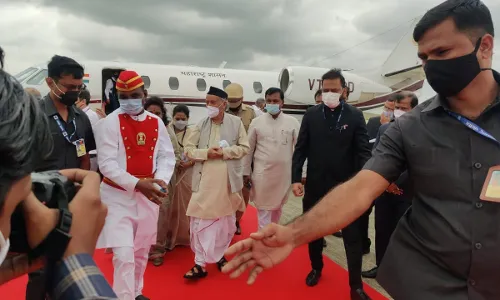 राज्यपाल भगतसिंह कोश्यारी नांदेड दौऱ्यावर राज्यपाल भगतसिंह कोश्यारी नांदेड दौऱ्यावर