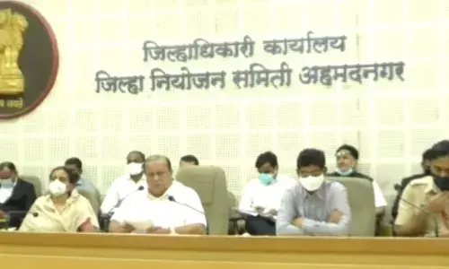 त्या बारा आमदारांबाबत राज्यपालांनी हो किंवा नाही सांगवं- हसन मुश्रीफ