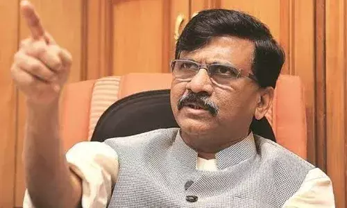 ...तोपर्यंत भारताला चीनसमोर झुकावे लागणार- संजय राऊत ...तोपर्यंत भारताला चीनसमोर झुकावे लागणार- संजय राऊत