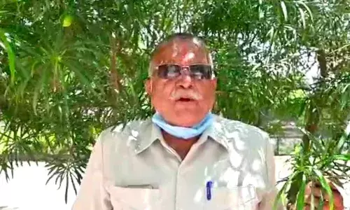 लाळघोटेपणा बंद करा; जेष्ठ शिवसैनिकाकडूनच शिवसैनिकांवर घणाघाती टीका लाळघोटेपणा बंद करा; जेष्ठ शिवसैनिकाकडूनच शिवसैनिकांवर घणाघाती टीका