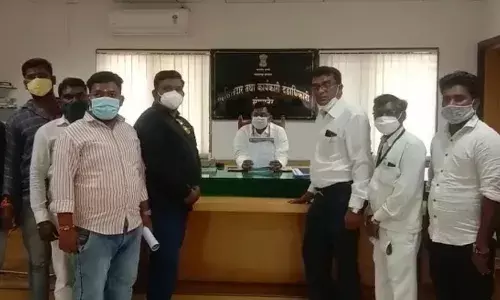 रिपब्लिकन पार्टी ऑफ इंडियाचे संगमनेर येथे आंदोलन रिपब्लिकन पार्टी ऑफ इंडियाचे संगमनेर येथे आंदोलन