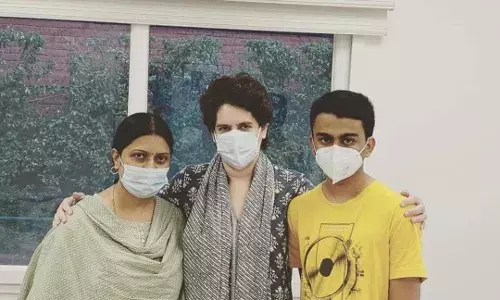 काँग्रेसची नवी कार्यकारिणी जाहीर, राजीव सातव यांच्या पत्नीला स्थान काँग्रेसची नवी कार्यकारिणी जाहीर, राजीव सातव यांच्या पत्नीला स्थान