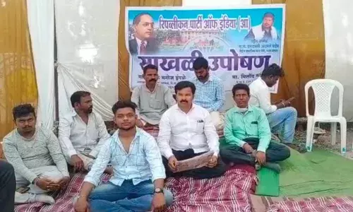 भूमिअभिलेखचे अधिकारी पीआर कार्डसाठी पैसे मागत असल्याचा आरोप