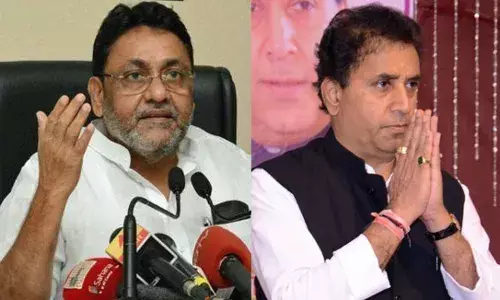 अनिल देशमुख यांना CBI ची क्लीनचीट? सीबीआयने खुलासा करावा: नवाब मलिक अनिल देशमुख यांना CBI ची क्लीनचीट? सीबीआयने खुलासा करावा: नवाब मलिक