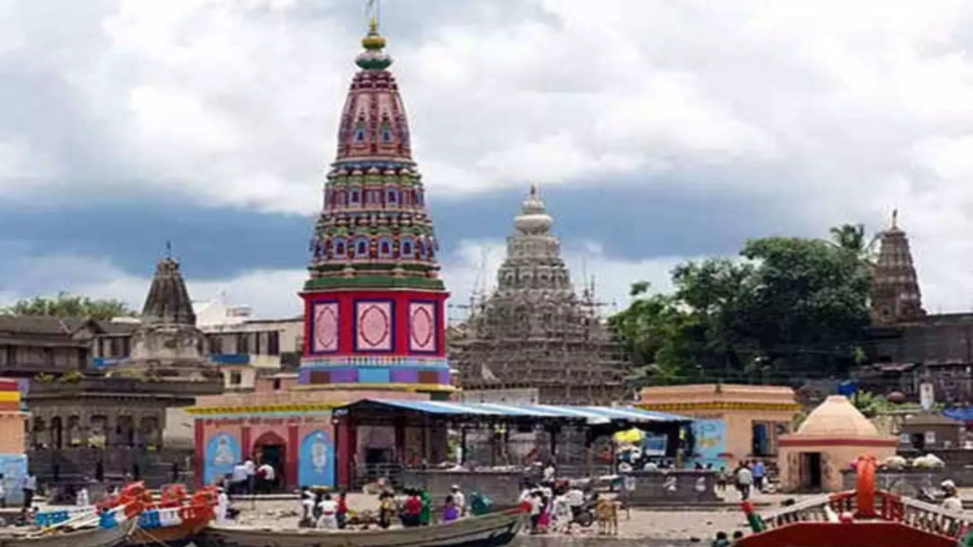 श्री विठ्ठल-रुक्मिणीचे मंदिर बंद असल्यामुळे देवस्थानला 60 कोटी रुपयांचा फटका