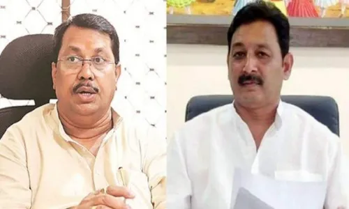 ...तर काँग्रेसला राज्यातून हद्दपार करू, सकल मराठा समाजाचा इशारा ...तर काँग्रेसला राज्यातून हद्दपार करू, सकल मराठा समाजाचा इशारा