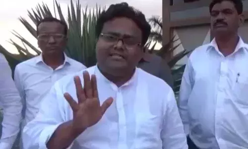 अहमदनगर शहर काँग्रेसचे जिल्हाध्यक्ष किरण काळे यांच्यावर गुन्हा दाखल अहमदनगर शहर काँग्रेसचे जिल्हाध्यक्ष किरण काळे यांच्यावर गुन्हा दाखल