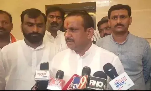 वसुली बहाद्दरांवर कारवाई करणार- संजय रायमुलकर वसुली बहाद्दरांवर कारवाई करणार- संजय रायमुलकर