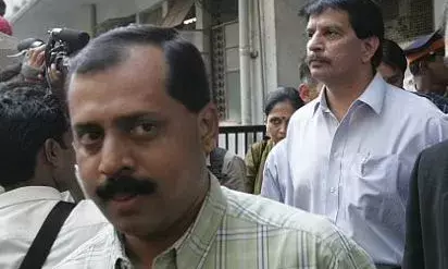 मनसुख हिरेन खून प्रकरण, सचिन वाझेने प्रदीप शर्माला दिली सुपारी