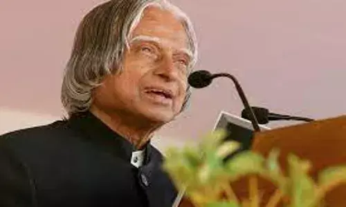 मदरश्यांवर बंदी घाला, APJ Abdul Kalam यांचं वादग्रस्त विधान व्हायरल, काय आहे सत्य? मदरश्यांवर बंदी घाला, APJ Abdul Kalam यांचं वादग्रस्त विधान व्हायरल, काय आहे सत्य?