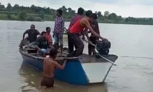 वर्धा नदीच्या पात्रात नाव उलटून 11 जण बुडाले