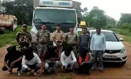 फायनान्स कंपनीचे वाहन सीझ करणारे अधिकारी सांगून लुटणारे जेरबंद