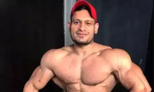 बॉडीबिल्डर मनोज पाटीलचा आत्महत्येचा प्रयत्न; अभिनेता साहिल खानवर आरोप बॉडीबिल्डर मनोज पाटीलचा आत्महत्येचा प्रयत्न; अभिनेता साहिल खानवर आरोप