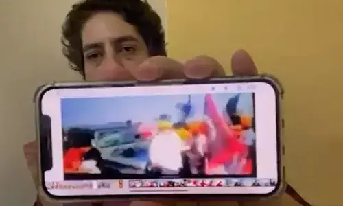 मोदीजी, हा व्हिडिओ पाहिला का? मी तुम्हाला आग्रह करते लखीमपूरला या – प्रियंका गांधी