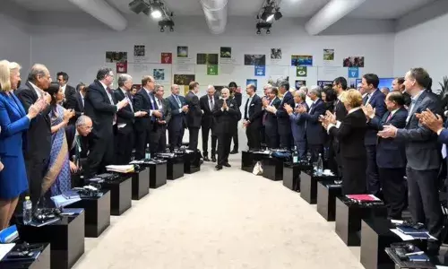 Fact Check: ब्रिटनमध्ये झालेल्या 53 देशांच्या बैठकीत नरेंद्र मोदी यांची महाध्यक्ष म्हणून निवड? Fact Check: ब्रिटनमध्ये झालेल्या 53 देशांच्या बैठकीत नरेंद्र मोदी यांची महाध्यक्ष म्हणून निवड?