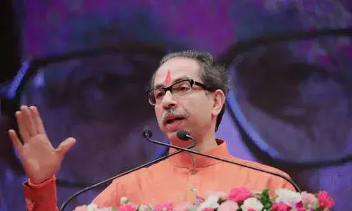 ...तर मी कडवट हिंदू म्हणून त्याच्यासमोर उभा राहीन - मुख्यमंत्री ठाकरे ...तर मी कडवट हिंदू म्हणून त्याच्यासमोर उभा राहीन - मुख्यमंत्री ठाकरे