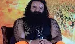 रणजीत सिंह हत्येप्रकरणी बाबा गुरमीत राम रहीमला जन्मठेपेची शिक्षा; सर्व आरोपी दोषी रणजीत सिंह हत्येप्रकरणी बाबा गुरमीत राम रहीमला जन्मठेपेची शिक्षा; सर्व आरोपी दोषी