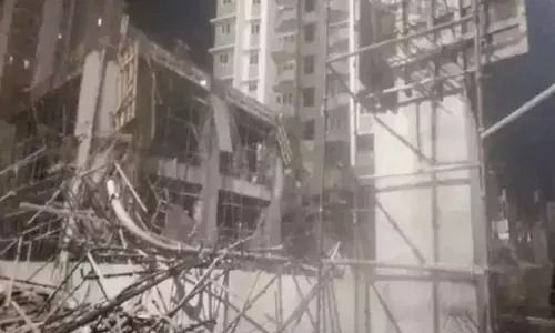 पुण्यात निर्माणाधीन इमारतीचा स्लॅब कोसळून १२ जण जखमी पुण्यात निर्माणाधीन इमारतीचा स्लॅब कोसळून १२ जण जखमी