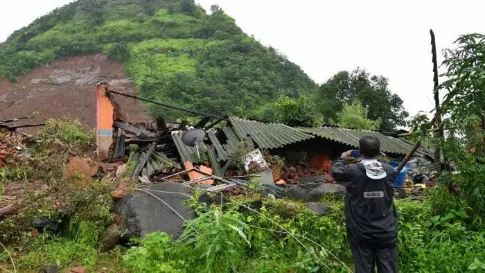 दरडग्रस्त तळीये गावाच्या पुनर्वसनाचा आराखडा तयार ; डिसेंबर अखेरीस कामाला सुरुवात होण्याची शक्यता