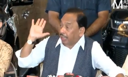 त्यांच्या फटाक्यात आवाज आणि धूर नाही फक्त वास, राणेंचा मुख्यमंत्र्यांना टोला