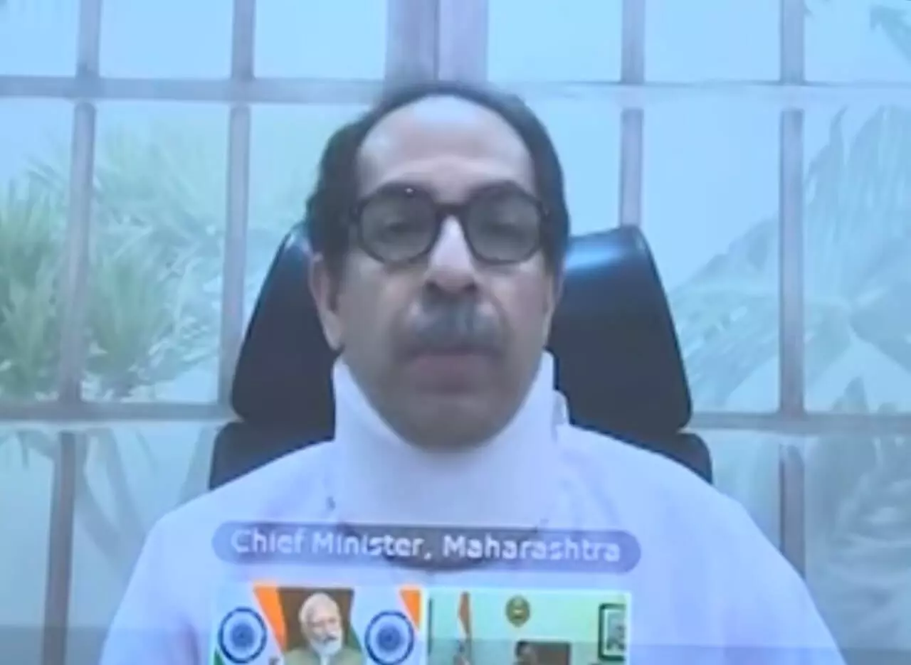 मुख्यमंत्री उद्धव ठाकरे एच.एन. रिलायन्स रुग्णालयात दाखल