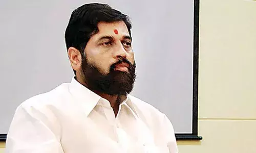 मुख्यमंत्रीपदाचा तात्पुरता कार्यभार नगरविकास मंत्री एकनाथ शिंदे यांच्याकडे सोपविण्यात आल्याचे वृत्त खोटे मुख्यमंत्रीपदाचा तात्पुरता कार्यभार नगरविकास मंत्री एकनाथ शिंदे यांच्याकडे सोपविण्यात आल्याचे वृत्त खोटे