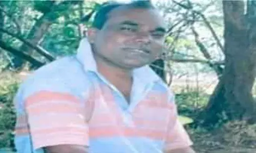 माओवादी नेता मिलिंद तेलतुंबडे ठार? कोम्बिंग ऑपरेशन राबवणाऱ्या नक्षलविरोधी पोलीस पथकाला मोठं यश माओवादी नेता मिलिंद तेलतुंबडे ठार? कोम्बिंग ऑपरेशन राबवणाऱ्या नक्षलविरोधी पोलीस पथकाला मोठं यश