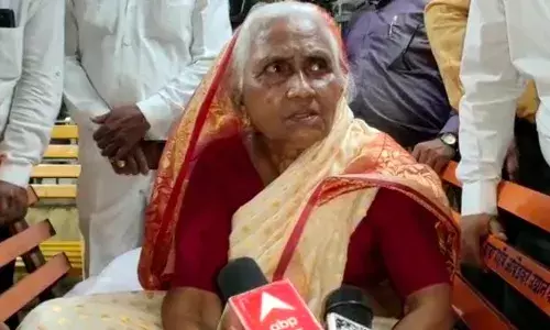 केडीएमसीच्या आश्वासनानंतर 85 वर्षी आजीबाईचे बेमुदत उपोषण मागे