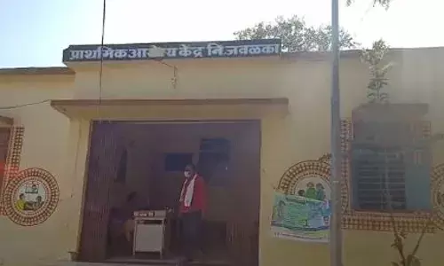 शेतीपंपाचा विद्युत पुरवठा तोडला, २३ वर्षांच्या शेतकऱ्याची आत्महत्या शेतीपंपाचा विद्युत पुरवठा तोडला, २३ वर्षांच्या शेतकऱ्याची आत्महत्या