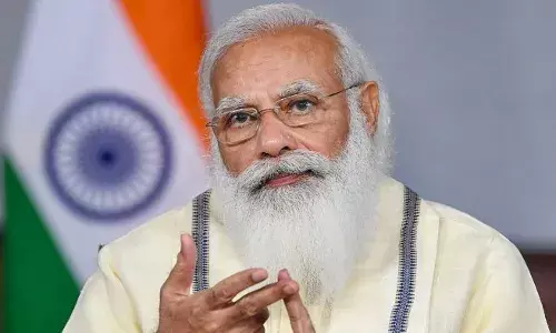 मोदींचं राजकीय भाषण PMO हँडल वरून ट्वीट लोकांनी मोदींना झोडलं मोदींचं राजकीय भाषण PMO हँडल वरून ट्वीट लोकांनी मोदींना झोडलं