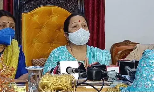 मुंबईच्या महापौरांना धमकीचे पत्र, अश्लील भाषेमुळे महापौरांच्या डोळ्यात अश्रू