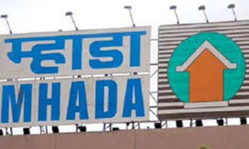 म्हाडा पेपरफुटी प्रकरणी सहा आरोपींना १८ डिसेंबर पर्यंत पोलीस कोठडी म्हाडा पेपरफुटी प्रकरणी सहा आरोपींना १८ डिसेंबर पर्यंत पोलीस कोठडी