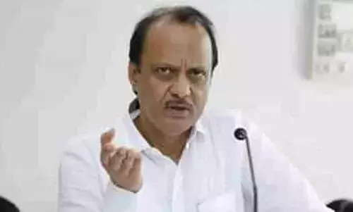 दीपक दळवी यांच्यावर शाई हल्ल्याचा उपमुख्यमंत्री अजित पवार यांनी केला निषेध दीपक दळवी यांच्यावर शाई हल्ल्याचा उपमुख्यमंत्री अजित पवार यांनी केला निषेध