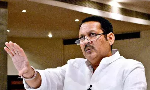 नारळफोड्या गँग असल्याचा अभिमान, उदयनराजे यांचे शिवेंद्रराजेंना उत्तर नारळफोड्या गँग असल्याचा अभिमान, उदयनराजे यांचे शिवेंद्रराजेंना उत्तर