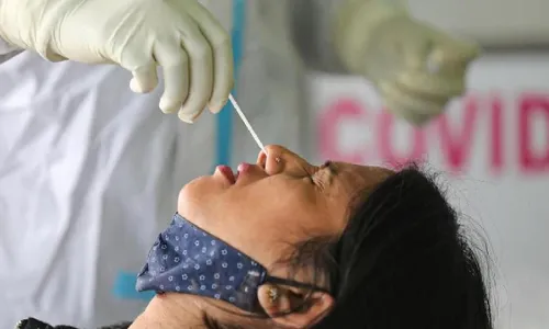RTPCR टेस्टबद्दल सोशल मीडियामध्य अफवा, काय आहे सत्य? RTPCR टेस्टबद्दल सोशल मीडियामध्य अफवा, काय आहे सत्य?