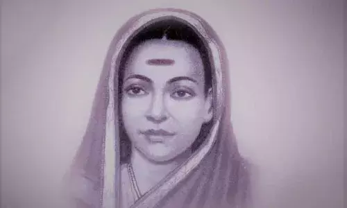 #सावित्रीउत्सव: हिम्मतवान, बुद्धिमान आणि कर्तृत्ववान सावित्री... #सावित्रीउत्सव: हिम्मतवान, बुद्धिमान आणि कर्तृत्ववान सावित्री...