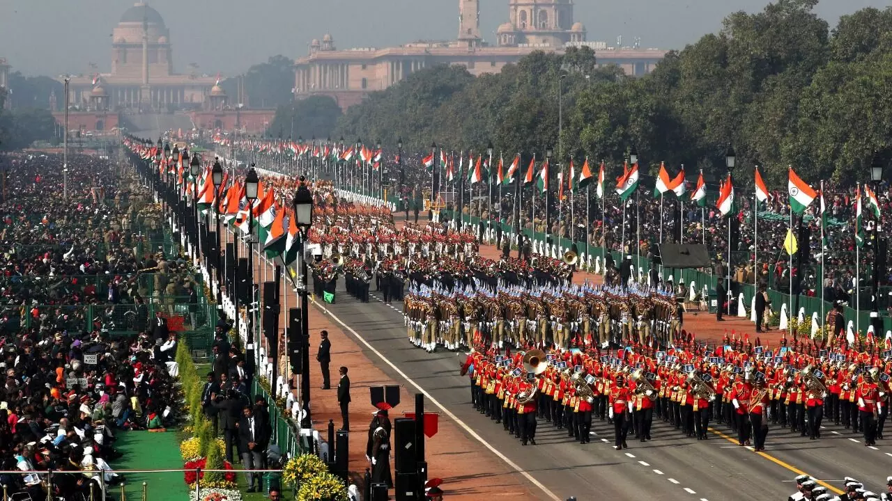 प्रजासत्ताक दिन सोहळयात महाराष्ट्राच्या चित्ररथाला परवानगी नाकारलेली नाही