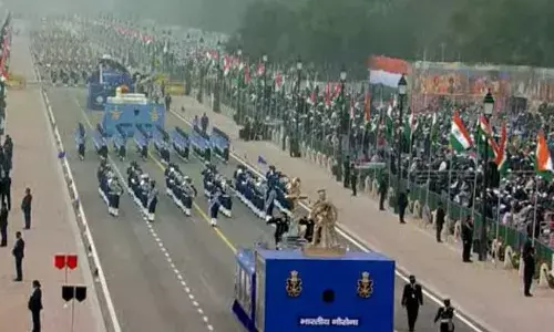 देशाचे लष्करी सामर्थ्य आणि एकात्मतेचे राजपथावर दर्शन! देशाचे लष्करी सामर्थ्य आणि एकात्मतेचे राजपथावर दर्शन!