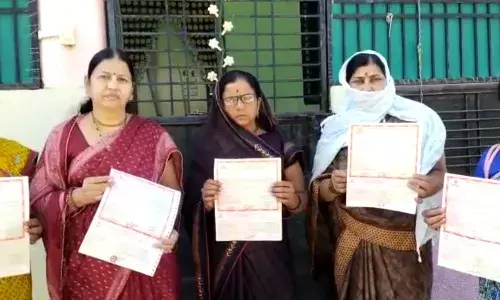 मैत्रेयच्या फसवणुकीचा तिढा कधी सुटणार…? मैत्रेयच्या फसवणुकीचा तिढा कधी सुटणार…?