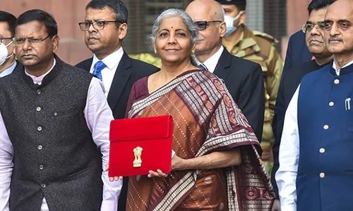 Budget 2022 : बजेटवरून विरोधकांचा हल्लाबोल, मोदी सरकारचे कुछ नहीं बजेट Budget 2022 : बजेटवरून विरोधकांचा हल्लाबोल, मोदी सरकारचे कुछ नहीं बजेट
