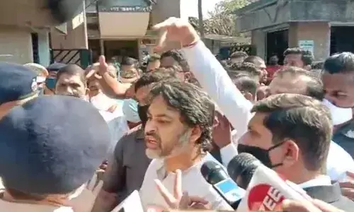 नितेश राणेंनंतर निलेश राणे अडचणीत, सिंधुदुर्गमध्ये गुन्हा दाखल नितेश राणेंनंतर निलेश राणे अडचणीत, सिंधुदुर्गमध्ये गुन्हा दाखल