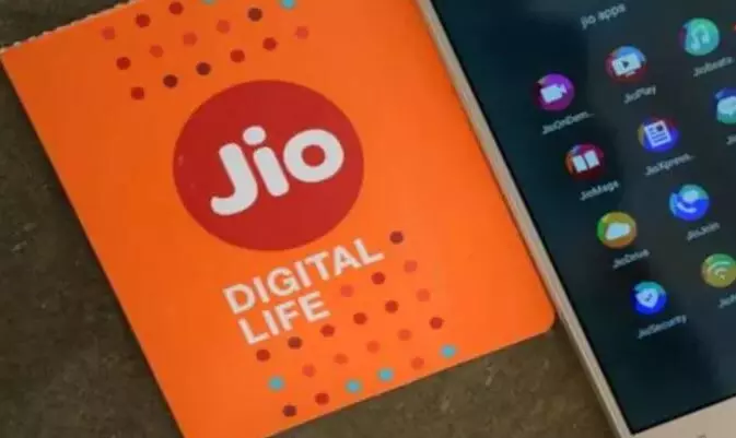 #Jiodown :  रिलायन्स Jio चे नेटवर्क अचानक ठप्प