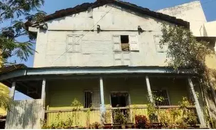 कोल्हापुरातील छोट्याशा घरात गेले लतादीदींचे बालपण कोल्हापुरातील छोट्याशा घरात गेले लतादीदींचे बालपण