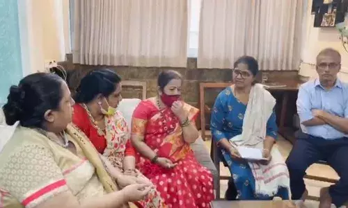 आमच्या मुलीची बदनामी थांबवा, दिशा सालियनच्या आई -वडिलांचा राणेंना इशारा आमच्या मुलीची बदनामी थांबवा, दिशा सालियनच्या आई -वडिलांचा राणेंना इशारा