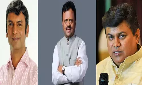 मंत्रिमंडळाच्या बैठकीत गैरहजर राहण्यात गडाख, शिंगणे, सामंत आघाडीवर मंत्रिमंडळाच्या बैठकीत गैरहजर राहण्यात गडाख, शिंगणे, सामंत आघाडीवर