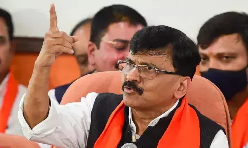 येडझXXX..च्युXXगिरी, संजय राऊतांची भाषा घसरली येडझXXX..च्युXXगिरी, संजय राऊतांची भाषा घसरली